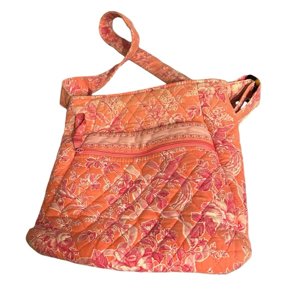 Pink & Peach Vera Bradley shoulder bag/purse. In good pre-owned condition. - Picture 2 of 4